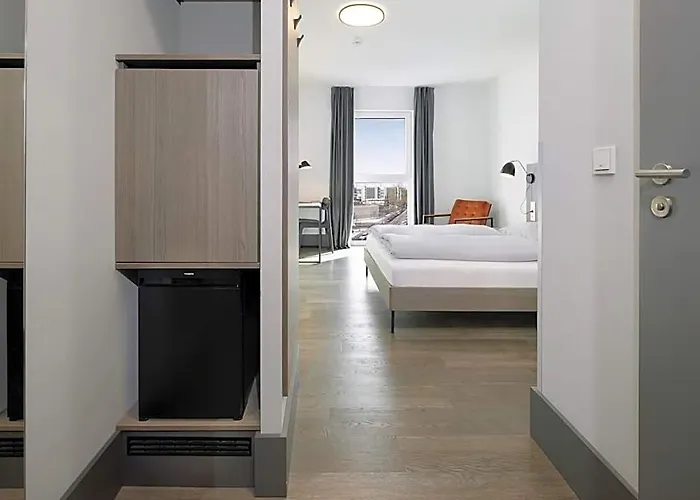 Hotel Smartments Frankfurt City-ost 4*